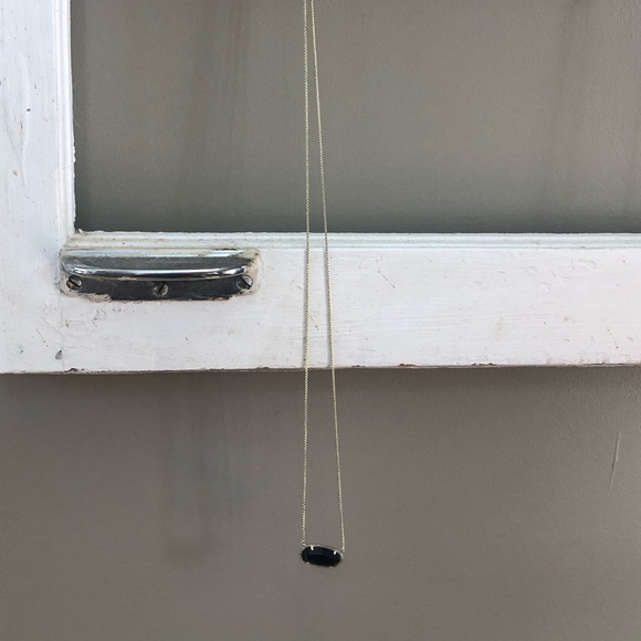 Black Kendra Scott Delaney necklace - Picture 3 of 3